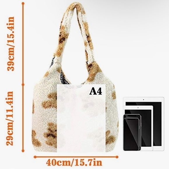 Plush handbag with faux fur and fluffy bear design - Picture 4 of 7